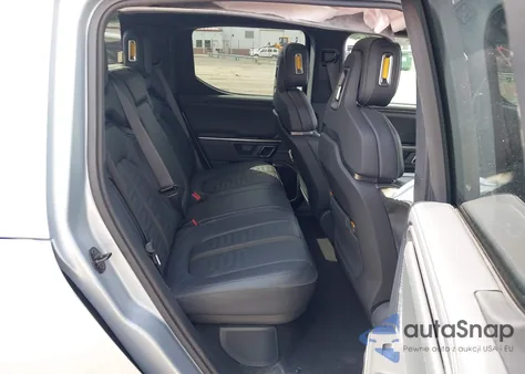 2023 Rivian R1T Adventure Quad Motor Large Pack from USA, damaged, VIN 7FCTGAAA4PN019227